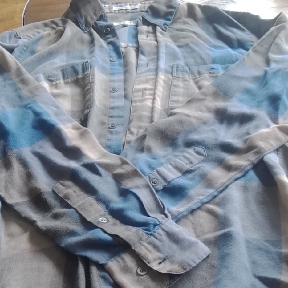 Super Soft And Flowy Blue and Gray Plaid Button-Up Shirt